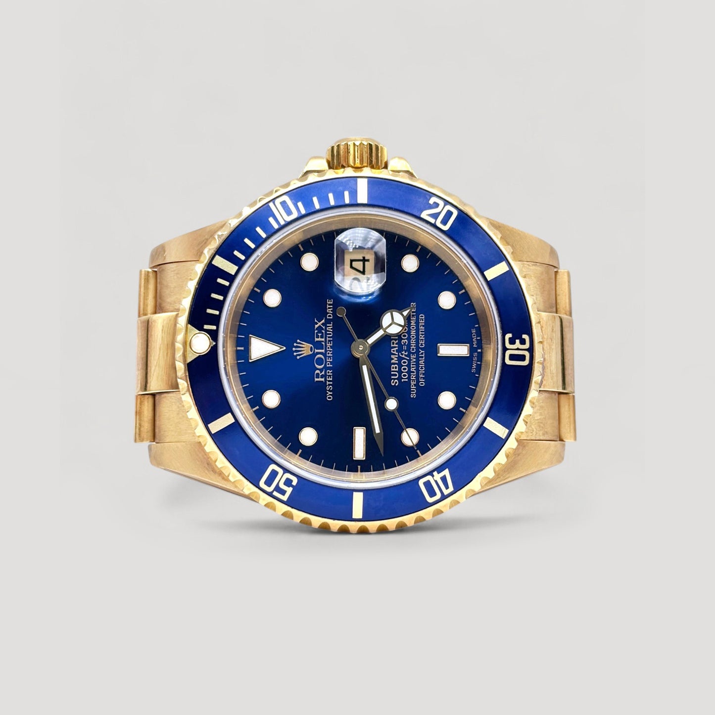 Mint Rolex Submariner Blue Yellow Gold 40mm 16618