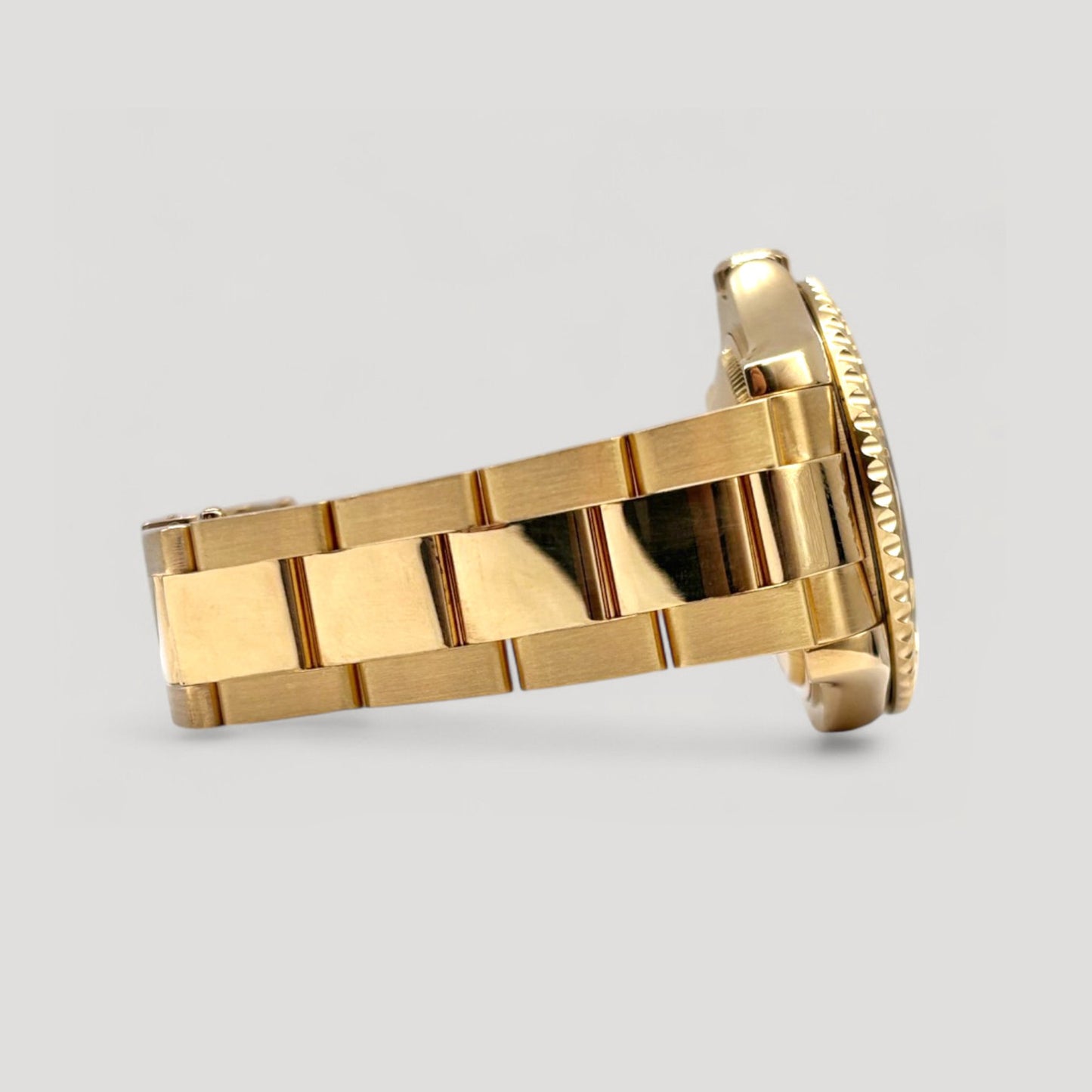 Mint Rolex Yacht Master Champagne Yellow Gold 35mm 68628