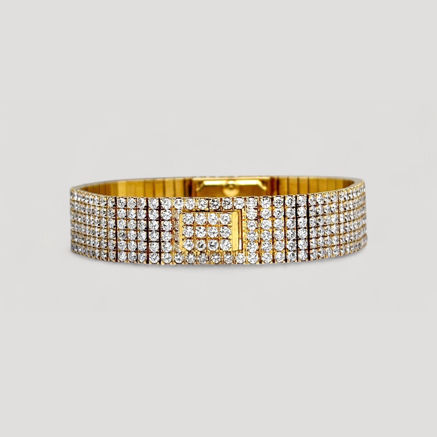 Piaget Paved Diamond Set Bracelet Watch 18k Yellow Gold 15201 C626