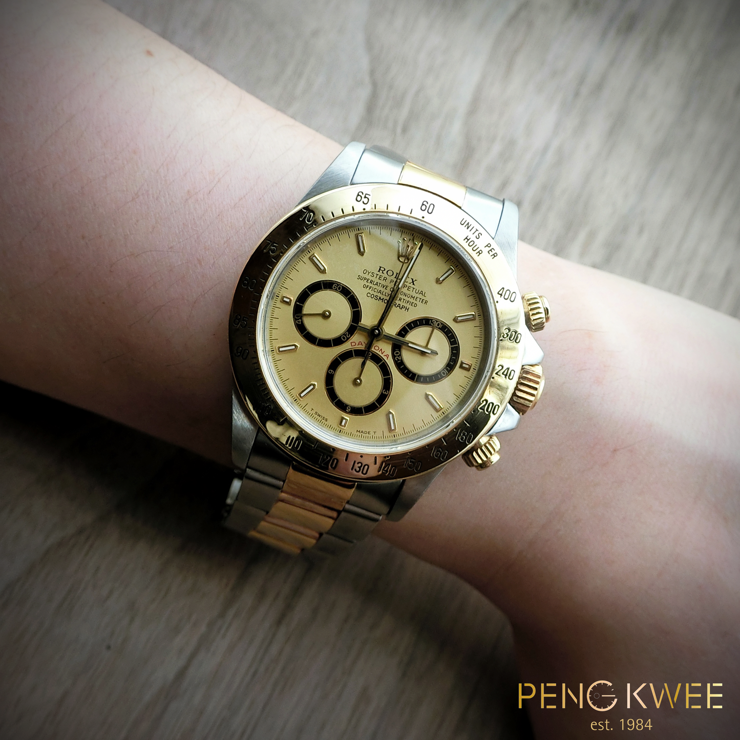 Mint Rolex Daytona Zenith Champagne "Inverted 6" HG 40mm 16523