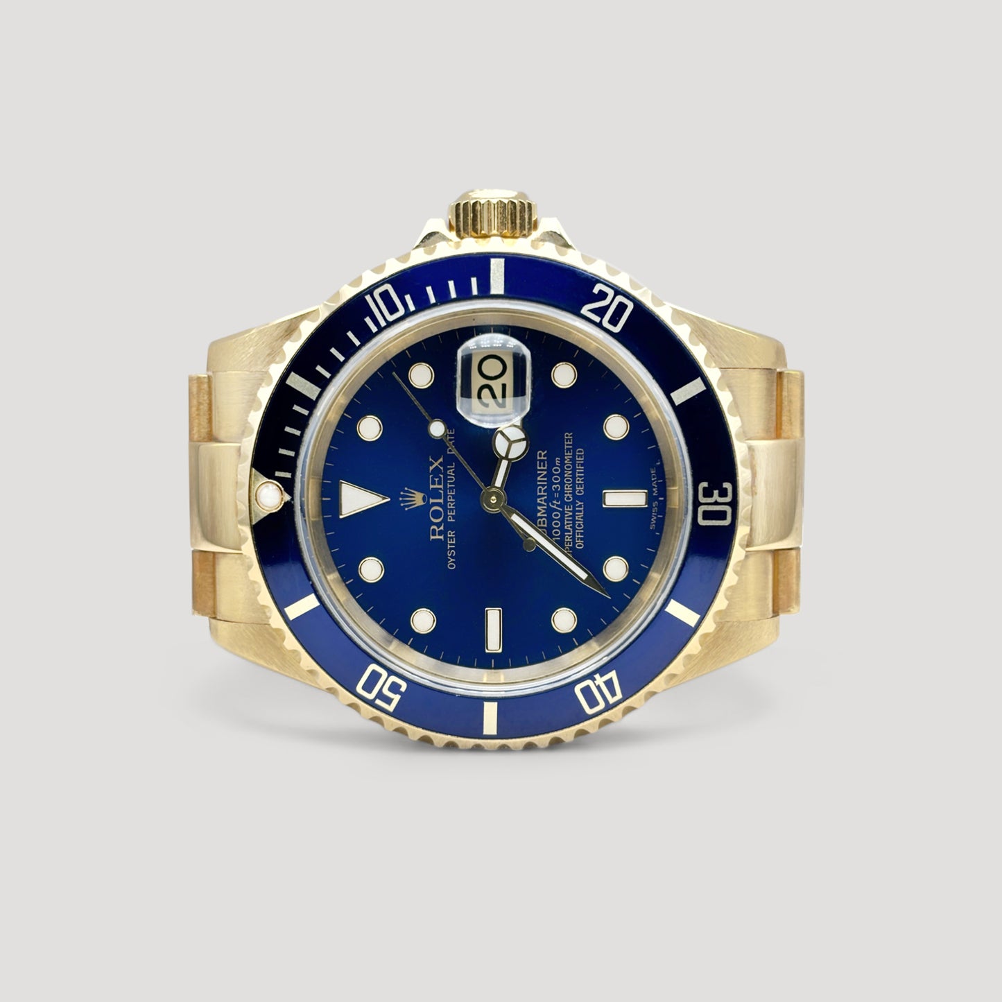 Mint Rolex Submariner Blue Yellow Gold 40mm 16618