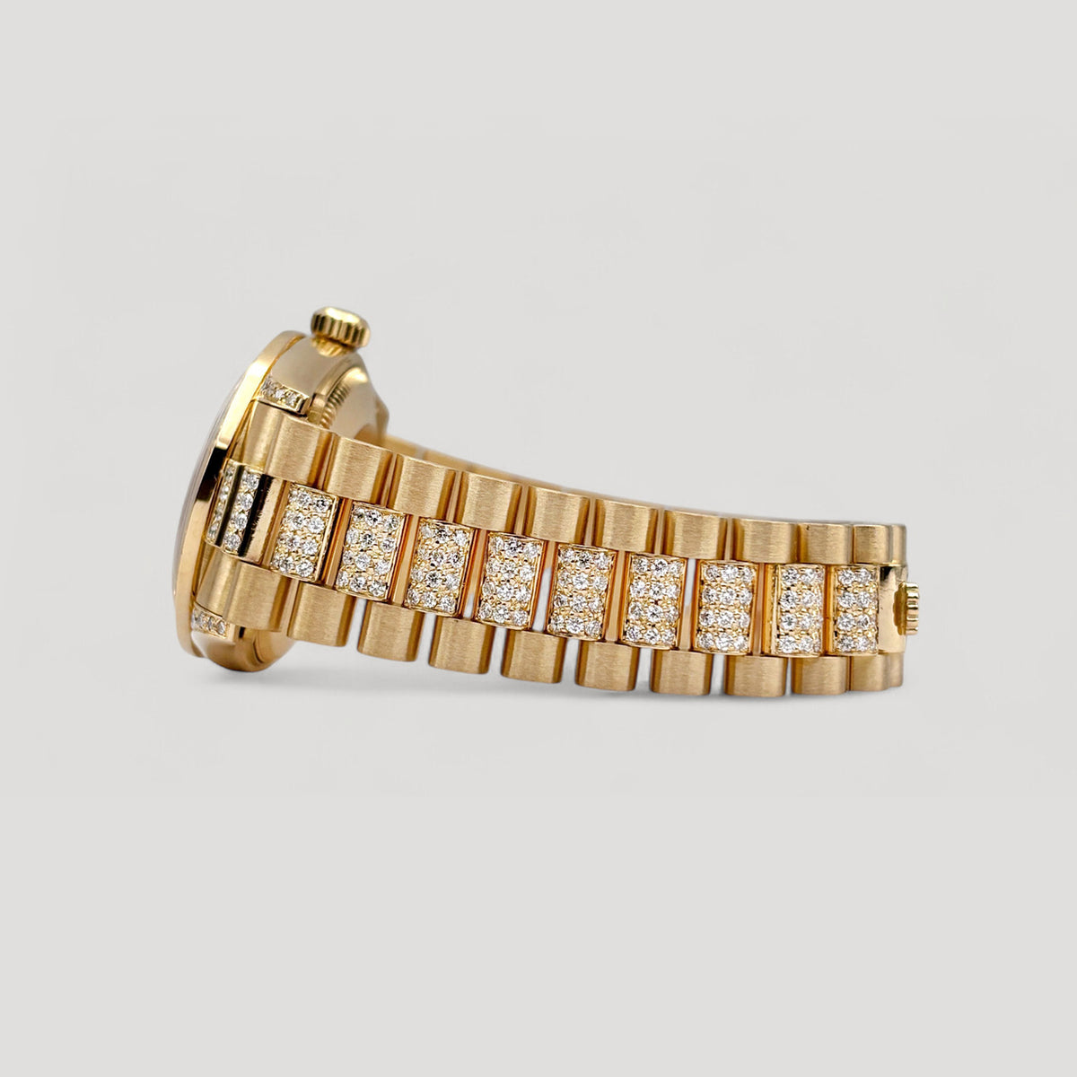Rolex Datejust Paved Diamond w/ 11 Points Sapphire & Diamomd Bezel/Lugs Yellow Gold 31mm 68158